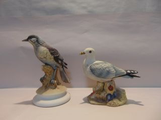 Lefton - Vintage Bird Figurines (2) - Seagull & Mocking Bird - Porcelain Bisque