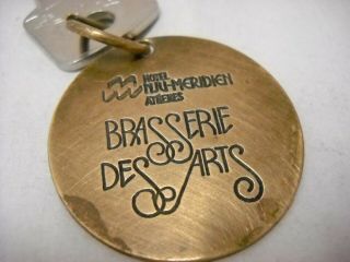Vtg NJV Meridien Athens Brasserie des Arts Brass Hotel Room Key Fob No 10 w/key 3