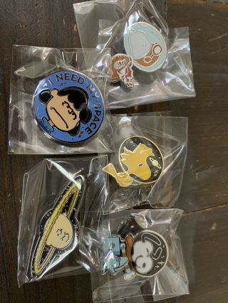 Comic Con Exclusive Snoopy And The Gang Pins