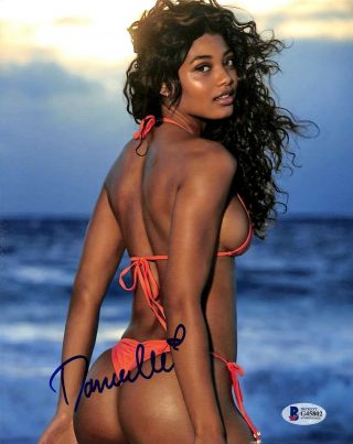 Danielle Herrington Sports Illustrated Model Sexy Signed 8x10 Photo Bas G45802