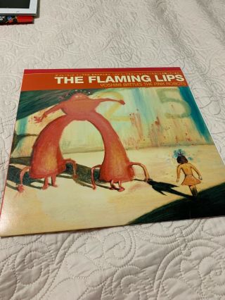The Flaming Lips - Yoshimi Battles The Pink Robots (import)