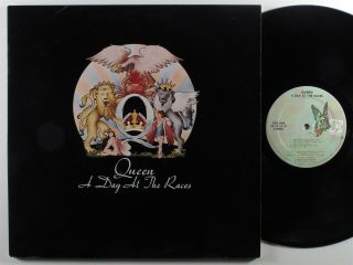 Queen A Day At The Races Elektra Lp Vg,  Gatefold