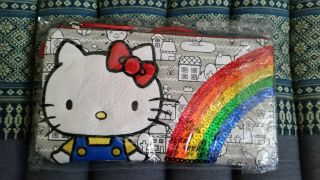 Loungefly Hello Kitty Con Exclusive 40th Anniversary Rainbow Sequins Coin Purse