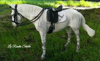 Breyer Traditional Dressage Tack Set Saddle Briddle For Model Horse