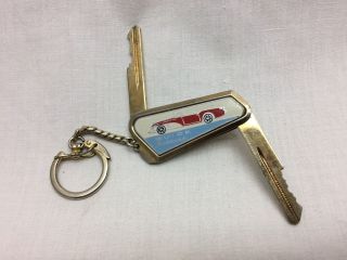 Vintage Car Key Chain Buick Wildcat Hidden Keys 2
