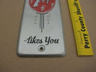 VINTAGE 7UP 7 UP SODA TIN DOOR PUSH ADVERTISING SIGN COLLECTIBLE OLD VINTAGE 3