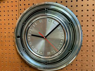 Vintage Oldsmobile 14 " Hubcap Made Into A Clock Great