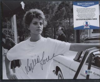 Sophia Loren Actress Model Signed 8x10 Photo Auto Autograph Beckett Bas