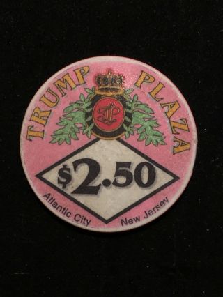Trump Plaza Casino $2.  50 Chip Atlantic City Jersey Poker Blackjack Vintage