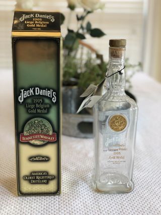 Jack Daniels 1905 Brussels,  Belgium Gold Medal Star Of Excellence Bottle