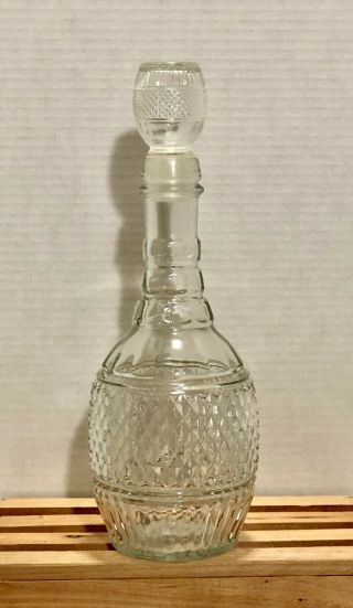 Vintage 1975 Mogen David Wine Whiskey Decanter Stopper Diamond Cut Bottle 11.  75”