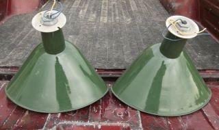 2 Vintage Green Enamel Service Station Sign Lamp Angled Shades Oval Petroliana 7