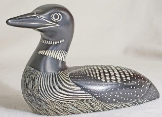Vintage Boma Fait Au Canada Carved Black Stone Duck Carving Figurine Sculpture