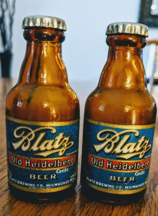 Vintage Blatz Old Heidelberg Mini Beer Glass Bottle 3.  25 " Salt & Pepper Shakers
