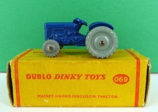 Dublo Dinky Toys Massey Harris Ferguson Tractor 069 (& Boxed