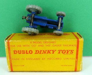 DUBLO DINKY TOYS MASSEY HARRIS FERGUSON TRACTOR 069 (& BOXED 6