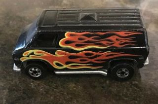 Hot Wheels Van Black With Flames 1974 Hong Kong Vintage Mattel