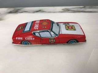 VINTAGE 1965 TIN FRICTION FIRE CHIEF TOY CAR JAPAN 2