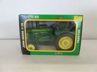 John Deere 3120 Tractor/traktor 1:25 Scale Die - Cast Vehicle - Kovap Farm Nib