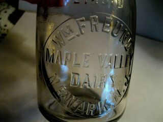 Old Early Pint Milk bottle Newark Jersey Wm.  Freund Co. 3