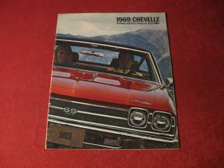 1969 Chevy Chevelle Old Sales Dealership Showroom Brochure Booklet Gm