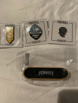 Sdcc 2019 Snoopy Enamel Pin Set With Peanuts Fingerboard Exclusive