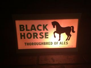 Vintage Light Up Beer Sign USA Made Black Horse Thoroughbred Of Ales 3