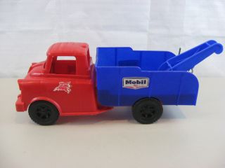 Vintage Ideal Toy Corp.  Plastic Mobil Gas Toy Tow Truck