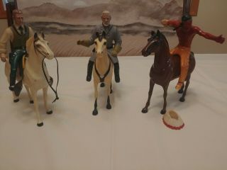 Vintage Hartland Robert E.  Lee.  Wyatt Earp & Chief Brave Eagle Toys With Horses