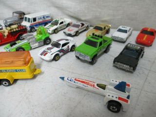 19 VINTAGE MAINLY 1970 ' S HOT WHEELS VEHICLES SOME RARE HOTWHEELS LQQK 2