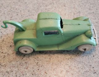 TOOTSIETOY GREEN TOW TRUCK WHITE RUBBER WHEELS 1930s 2
