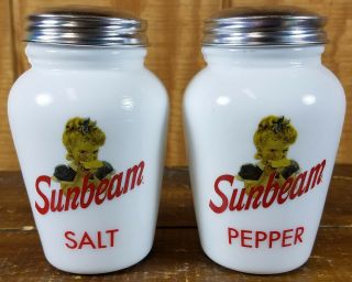 Sunbeam Bread Advertising Milk White Range Size Round Salt & Pepper Shakers Set