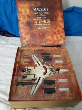 Yamato Macross 1/48 Vf - 1s Hikaru,  Complete With Minor Discoloration