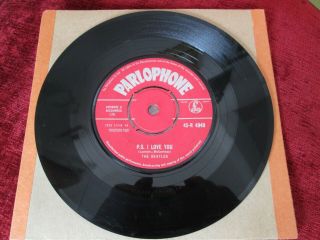 THE BEATLES.  LOVE ME DO/PS I LOVE YOU.  RED PARLOPHONE 45 - R4949.  WOL VG - - PLAYS WELL 4
