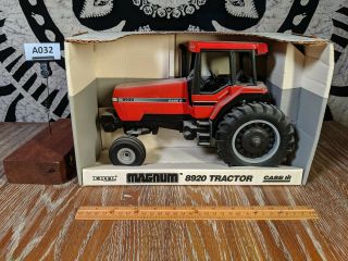 1/16 Ertl Case Ih 8920 Tractor Magnum Die - Cast Model Tractor