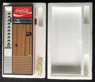 Rare 1970 ' s Jack Russell Coca Cola Coke Machine Radio 3