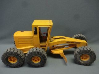 Vintage Nylint Pressed Steel Yellow Road Grader Construction Vehicle Truck Vg