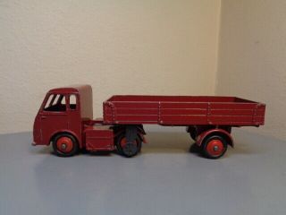 DINKY TOYS No 421 VINTAGE 1950 ' S ELECTRIC ARTICULATED LORRY RARE ITEM VERY GOOD 5