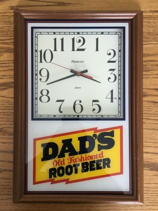 Vintage Dads Root Beer Hanover Quartz Battery Operated Clock Wooden Frame Soda