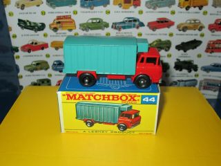 Matchbox Lesney 44 Gmc Refrigerator Truck Shiny Paint Minty W/original Box