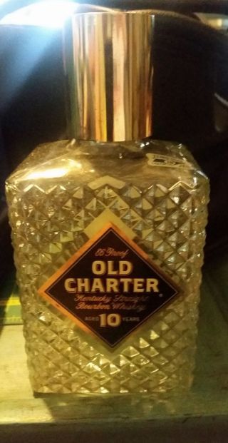 Old Charter Kentucky Straight Bourbon Whiskey Glass Decanter Bottle Aged 8 Years