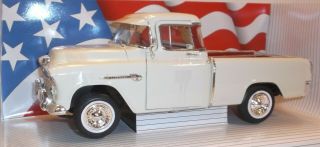 Ertl 1955 Chevy 3100 Cameo Pick Up American Muscle Die - Cast Boxed 1:18