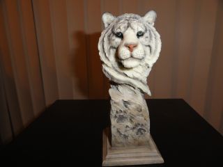White Out - Mill Creek Studios - White Tiger Statue / Sculpture - Joe Slockbower