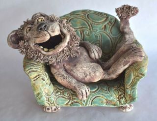 Vintage Wild Earth Studios Ceramic Pottery " Cool Cat " Relaxing Lion Figurine