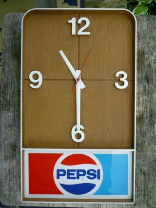 Vintage 1987 Pepsi Cola Electric Plastic Wall Clock 20 " X 12 " (yes It)