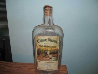 Whiskey Flask Van Court Inn T.  A.  Mcdevitt Roselle,  N.  J.  (paper Label 1/2 Pint)