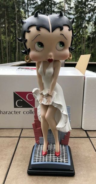 Character Collectibles Betty Boop As Marilyn Monroe White Dress 2000,  2001 18”