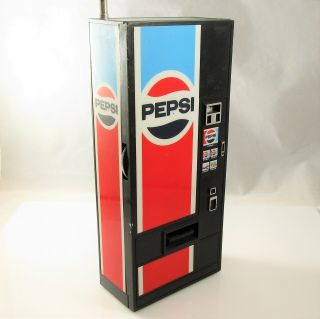 Vintage Pepsi Vending Machine Portable Am Fm Radio -