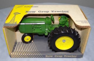 Ertl John Deere 1988 World Ag Expo Row Crop Tractor 1/16 Diecast Toy 911