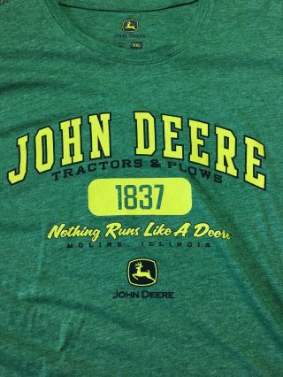 T212 - John Deere Size 2xl Green Long Sleeve " Nothing Runs Like A Deere " T - Shirt